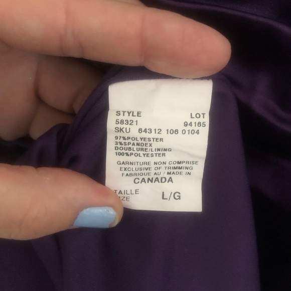 Le Chateau | Ruched Cocktail Dress - Picture 9 of 12